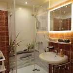 2-raum Alpenjuwel - Hallenbad & Sauna Apartment